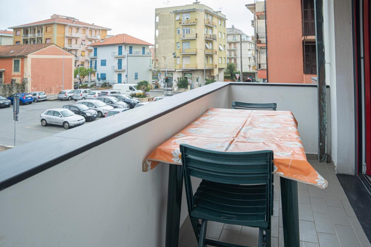 026 - Casa Maele 100 Metri Dalla Spiaggia, Centrale Sestri Levante Buitenkant foto