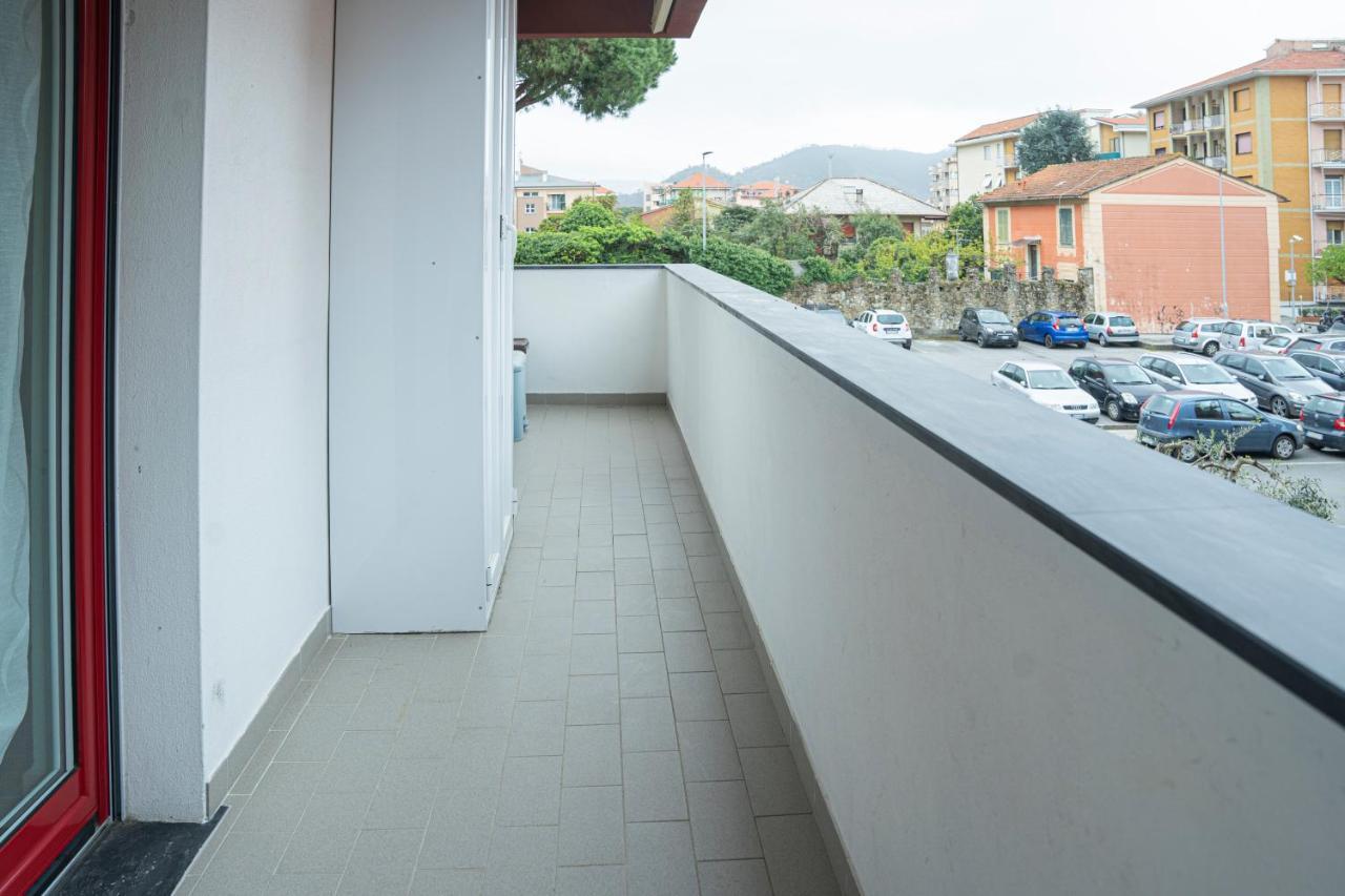 026 - Casa Maele 100 Metri Dalla Spiaggia, Centrale Sestri Levante Buitenkant foto